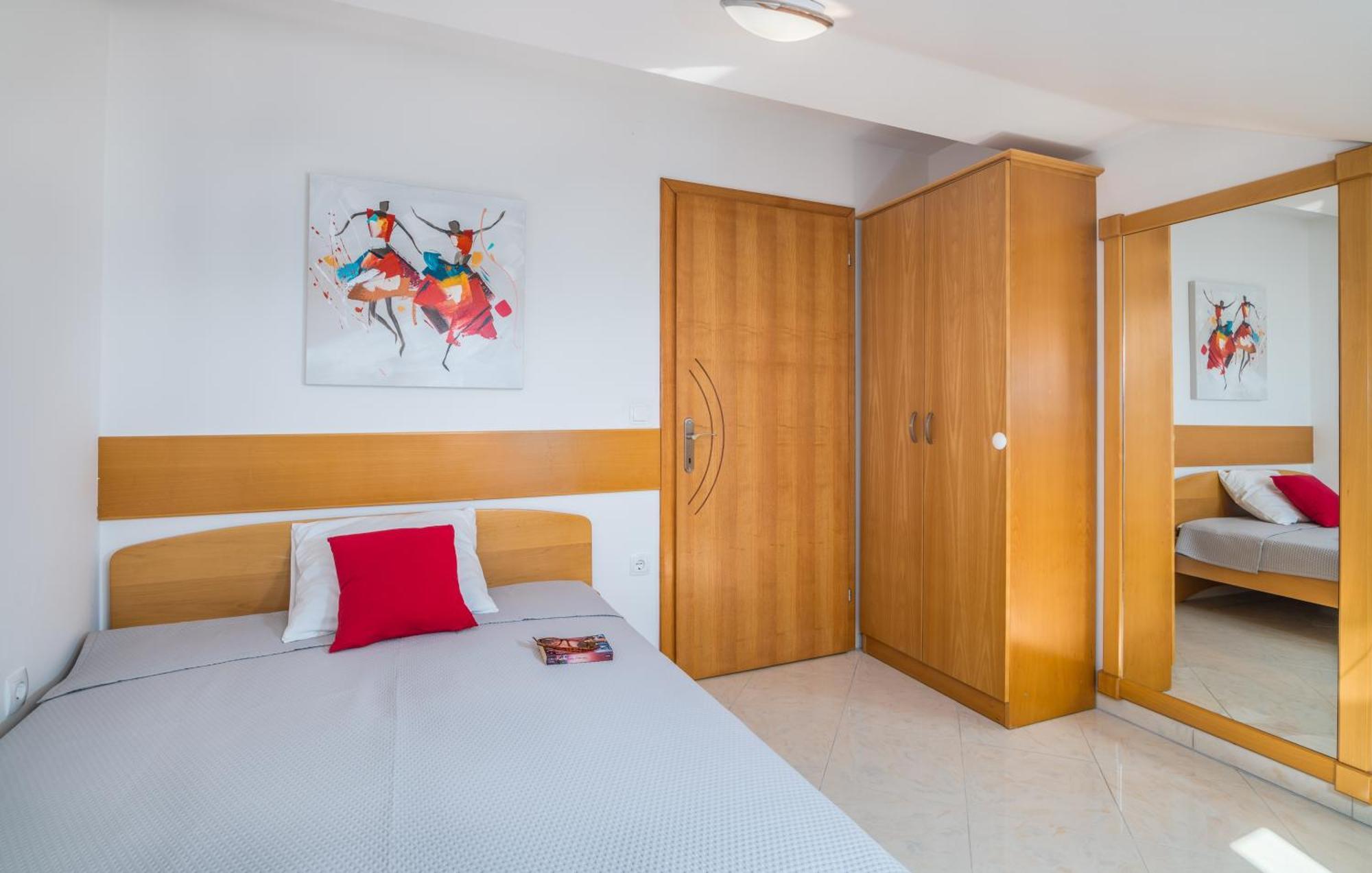 Apartments Kvarner 2 Малинска Екстериор снимка