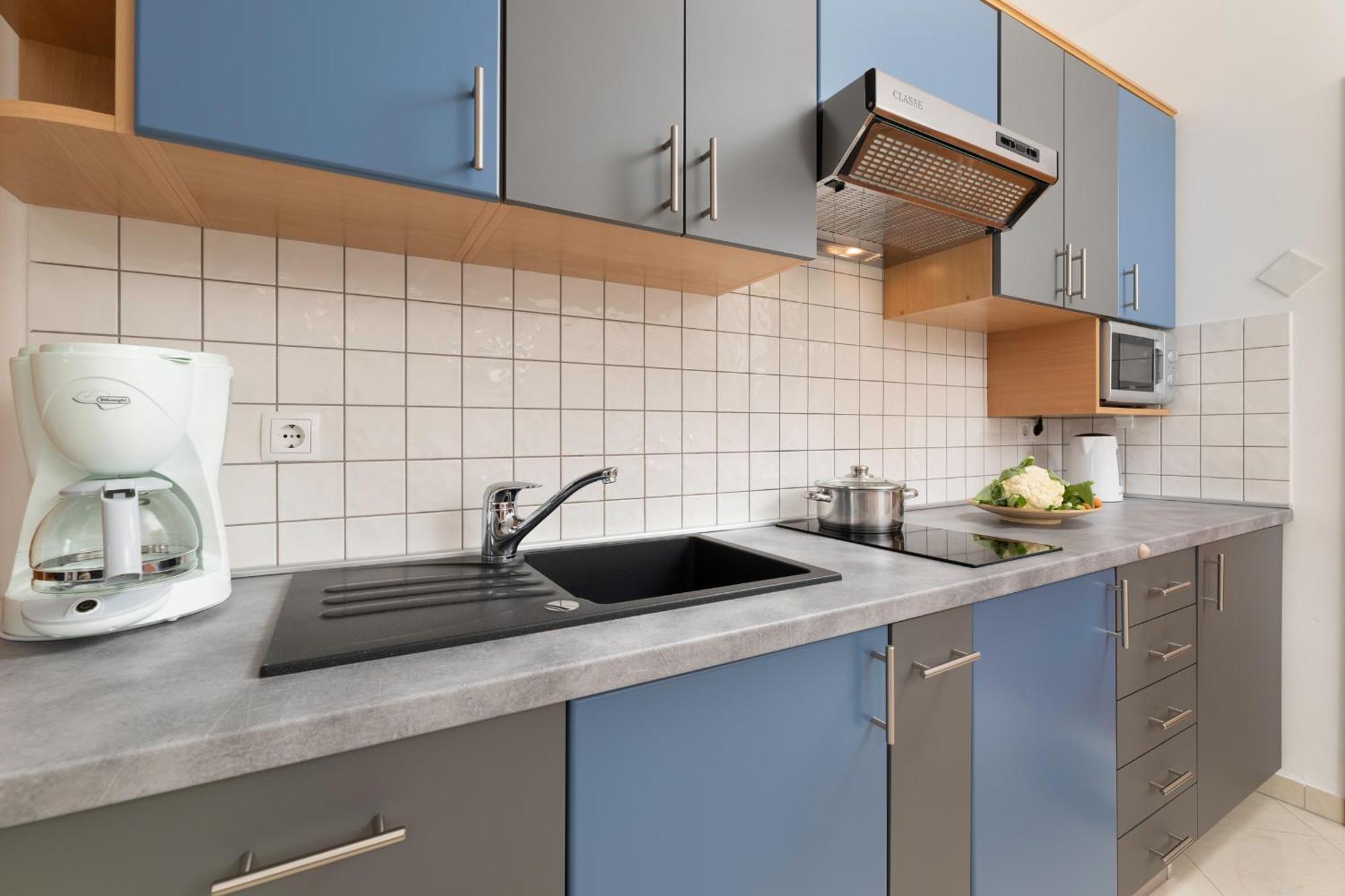 Apartments Kvarner 2 Малинска Екстериор снимка